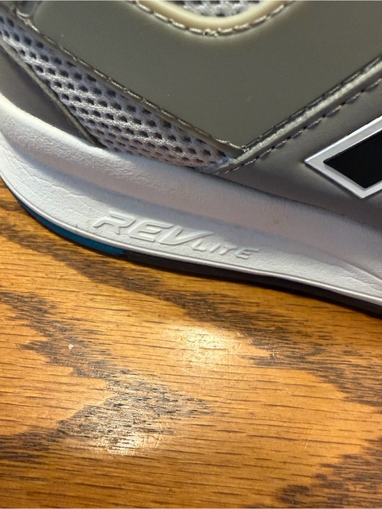 New Balance Gray Mesh Running Shoes with Black trim blue Insole Logo Mens size 8